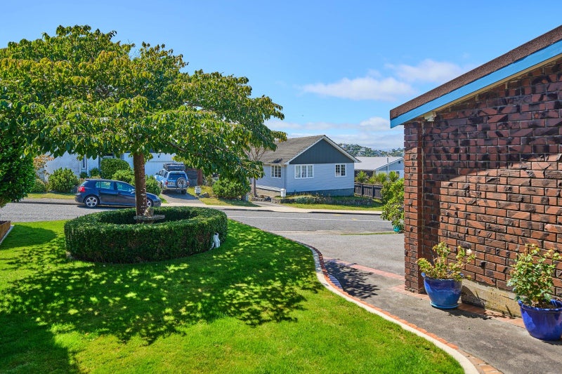 35 Kandy Crescent, Ngaio, Wellington - Carousel 2