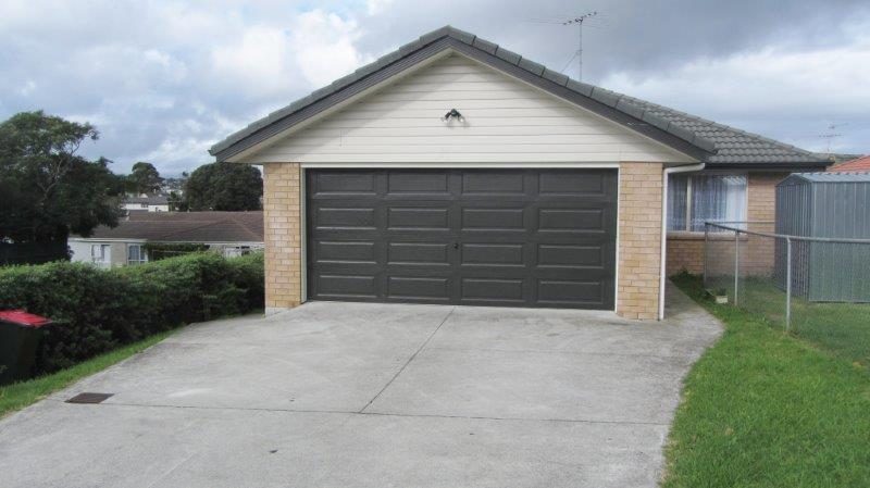 12A Tripoli Road, Panmure, Auckland - Carousel 1