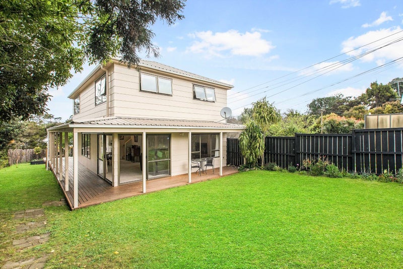 1/36 Cresta Avenue, Beach Haven, Auckland - Carousel 1