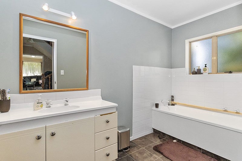 107A Lake Crescent, Hamilton Lake, Hamilton - Carousel 10