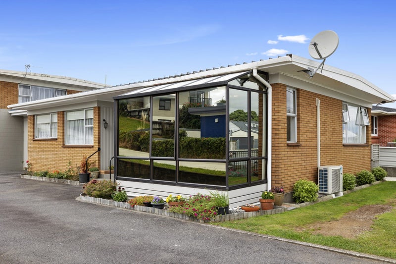 5A Waimea ST, Westown, New Plymouth - Carousel 2