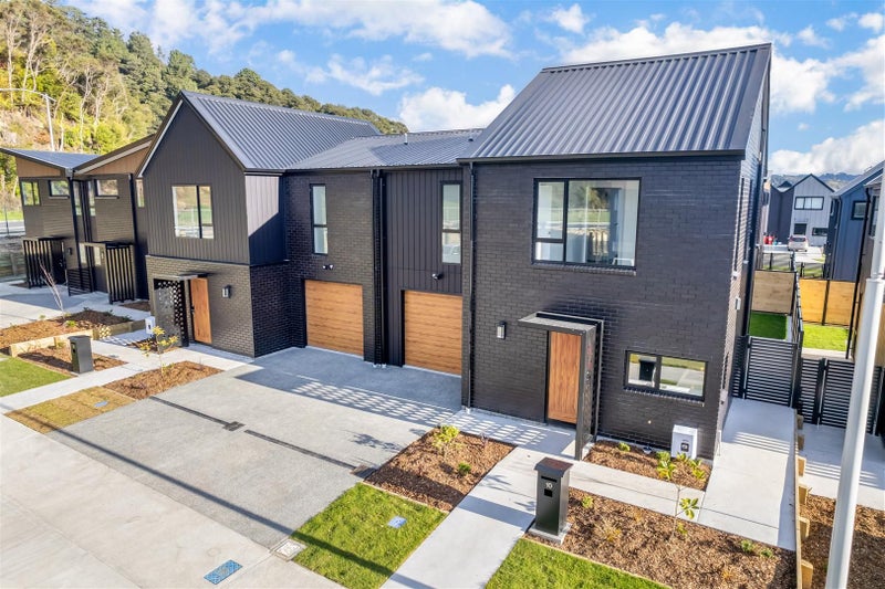 12 Don Money Street, Wallaceville, Upper Hutt - Carousel 2