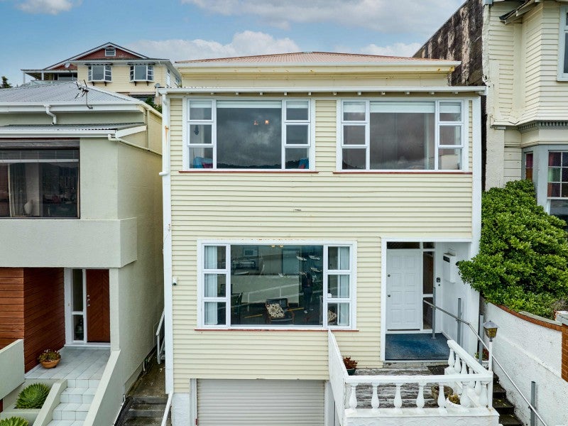 20 Mcfarlane Street, Mount Victoria, Wellington - Carousel 1
