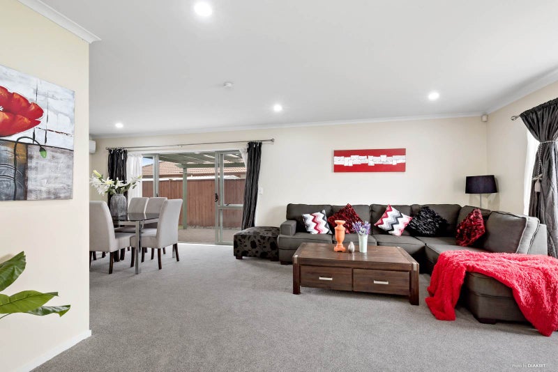 5 Villino Place, Randwick Park, Auckland - Carousel 2