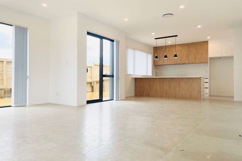 40A Spencer Road, Pinehill, Auckland - Carousel 2