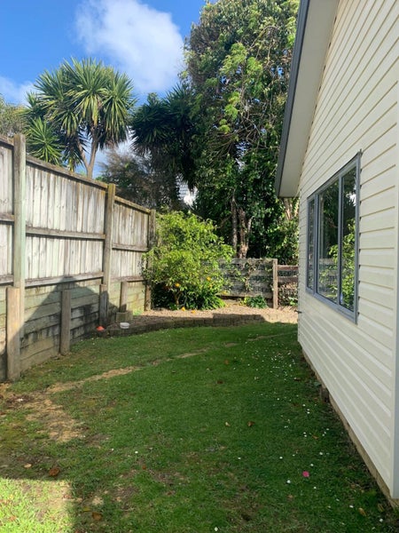 13 Palmgreen Court, Stanmore Bay, Whangaparaoa - Carousel 12