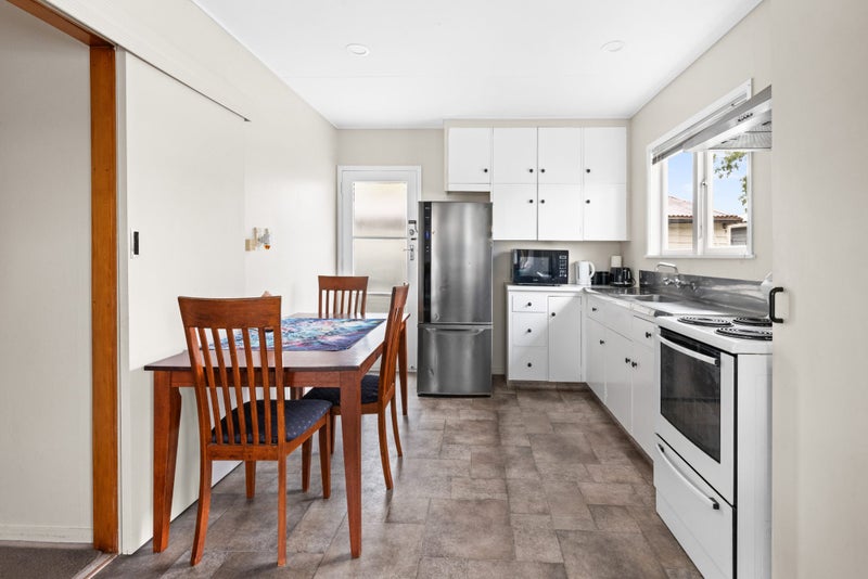 225A Lumsden Place, Akina, Hastings - Carousel 2