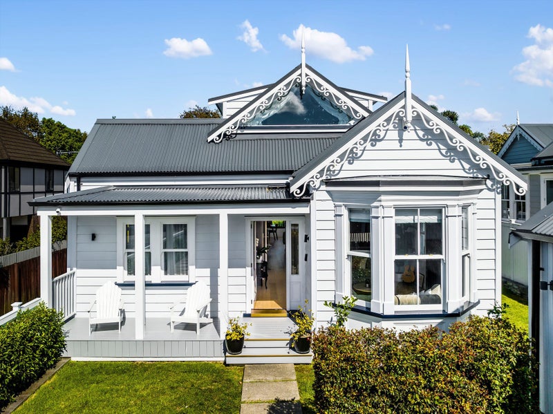 61 Brighton Road, Parnell, Auckland - Carousel 1