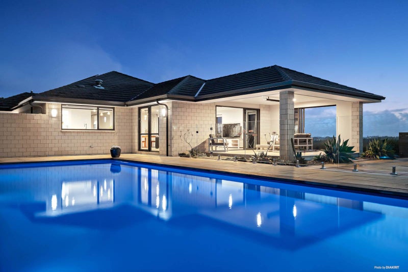 4 Donald Gavin WAY, Paerata, Pukekohe - Carousel 1