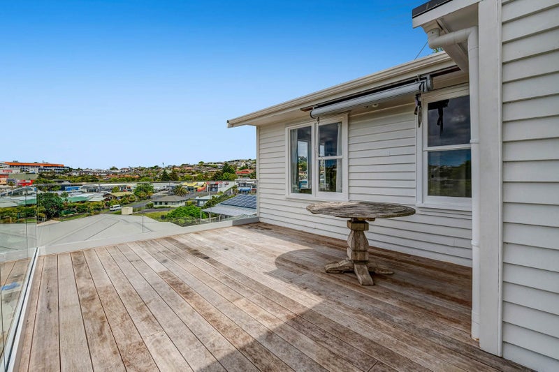21 Matai Road, Stanmore Bay, Whangaparaoa - Carousel 1