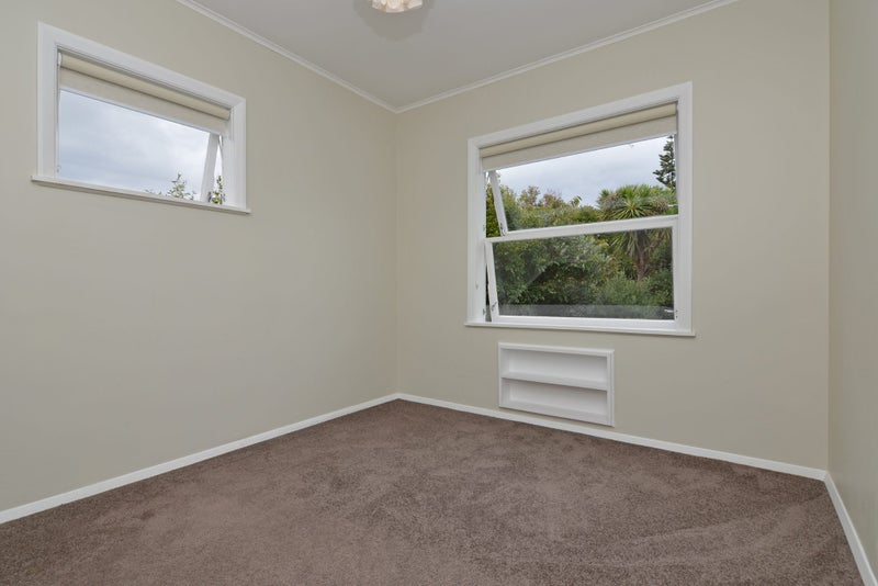 1 Tainui Street, Raumati Beach, Paraparaumu - Carousel 10