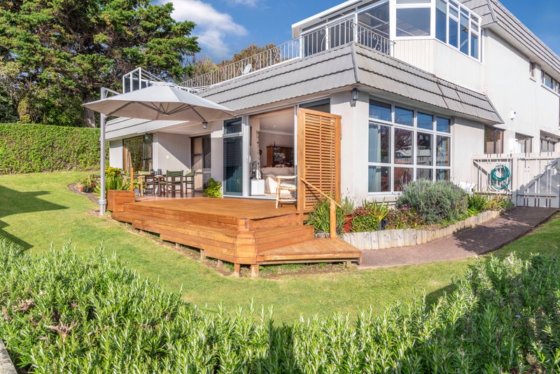 1/9 Takutai Avenue, Bucklands Beach, Auckland - Carousel 2