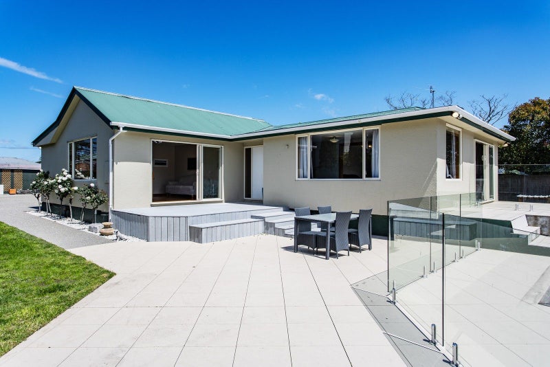 232 Lake Terrace Road, Shirley, Christchurch - Carousel 1