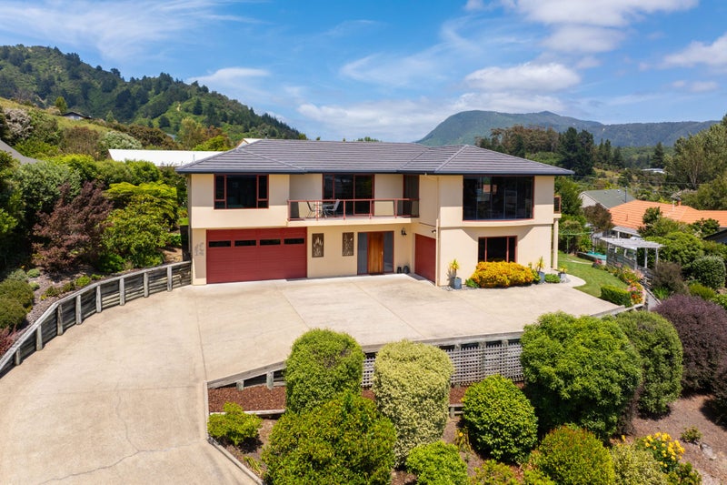 16/14 Moana View Road, Waikawa, Picton - Carousel 1