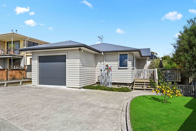 31A Hinton Avenue, Forest Lake, Hamilton - Carousel 1