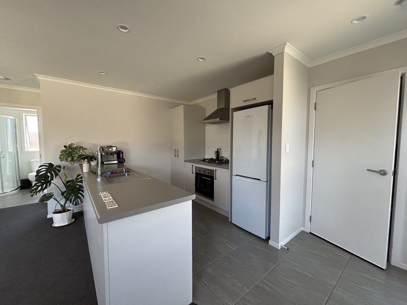 90 Pragma Rise, Huntington, Hamilton - Carousel 2