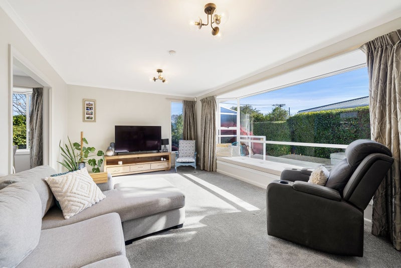 32 Ebony Street, Bishopdale, Christchurch - Carousel 2