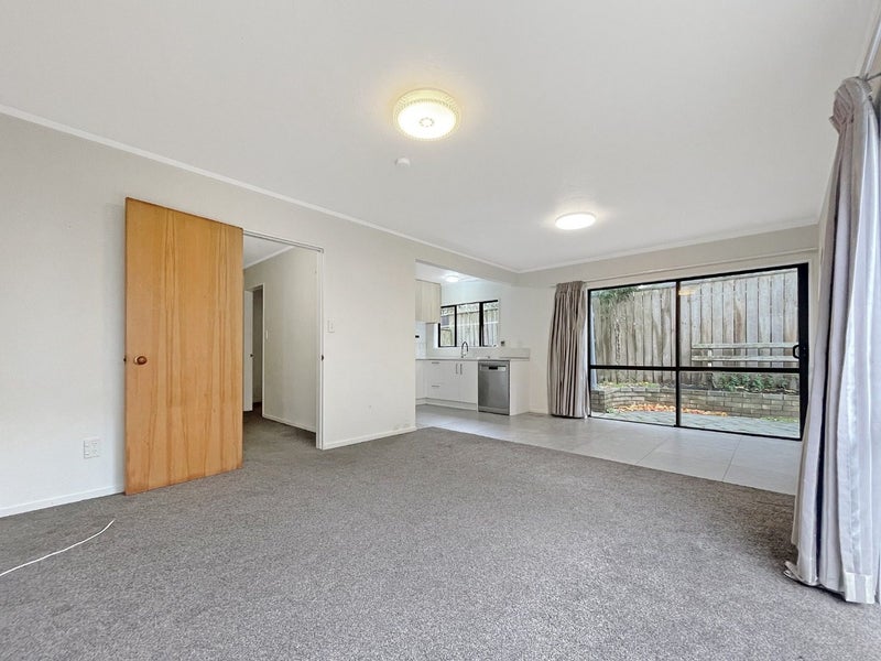 4/21 Rotoiti Street, Johnsonville, Wellington - Carousel 2