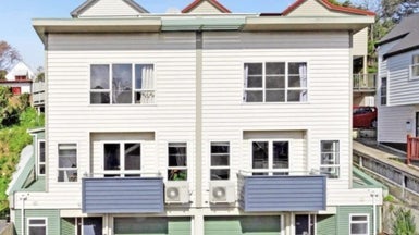 43B Rolleston Street, Mount Cook, Wellington - Carousel 1