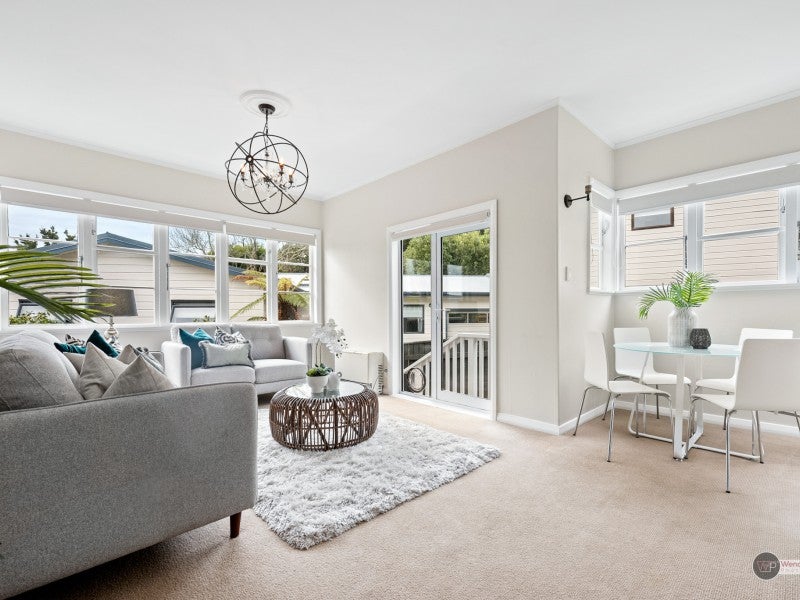 1/68 Norton Park Avenue, Fairfield, Lower Hutt - Carousel 2