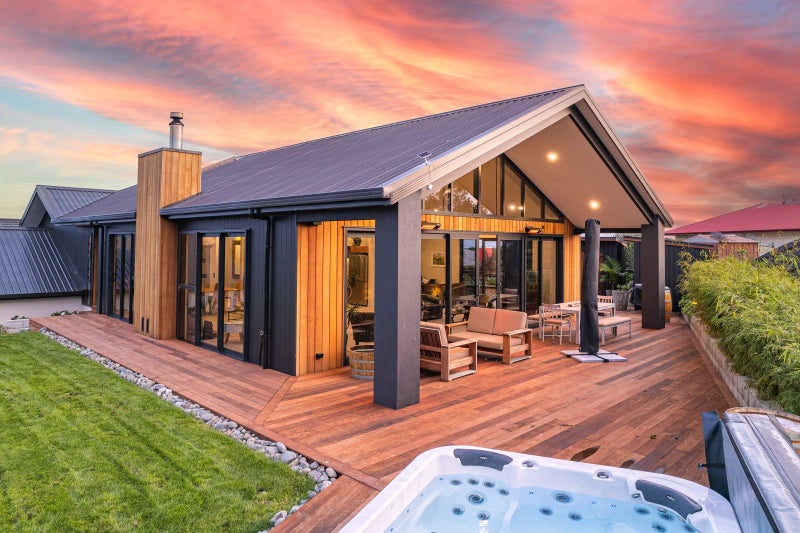 15 Sandcroft Drive, Westmere, Whanganui - Carousel 1