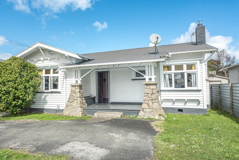 62 Boydfield Street, Whanganui East, Whanganui - Carousel 1