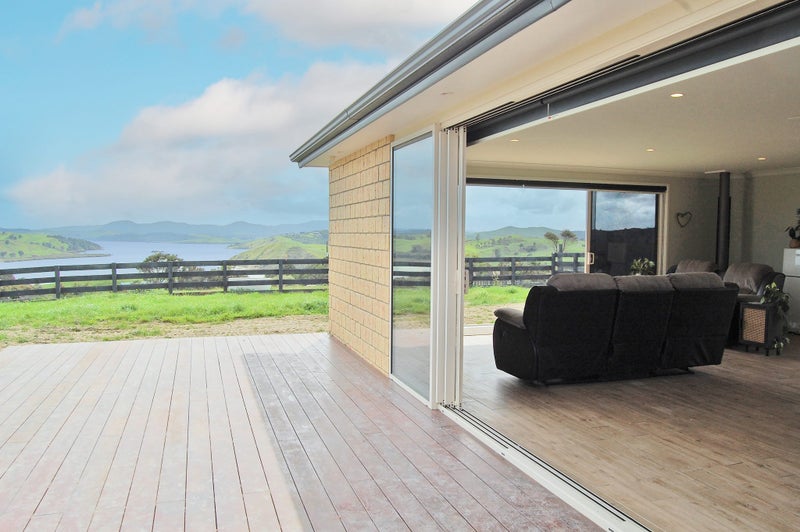 173 Rangiora Road, Kaiwaka - Carousel 1