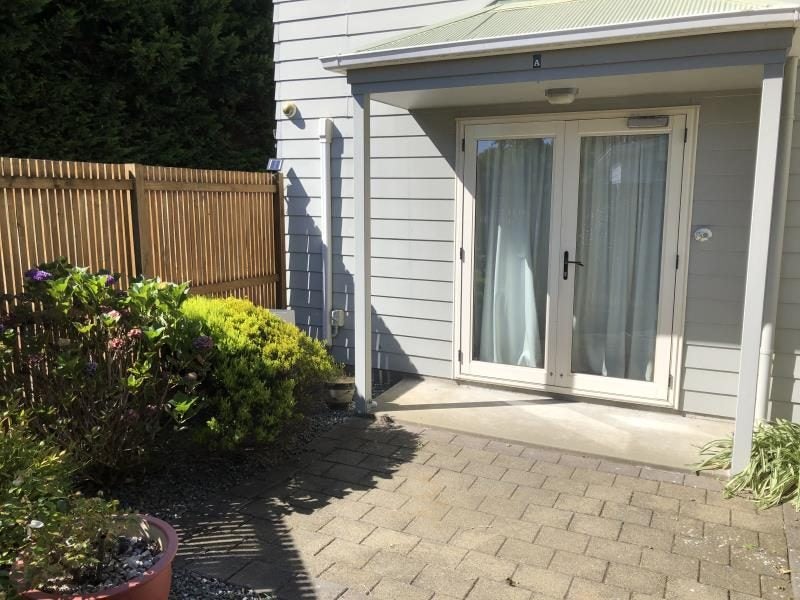 1/8 Waldie Grove, Avalon, Lower Hutt - Carousel 2