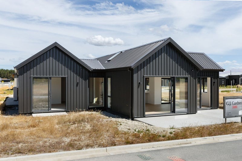 4 Pipson Way, LAKE HAWEA - Carousel 1