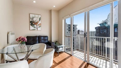 8C/208 Hobson Street, Auckland Central, Auckland - Carousel 1