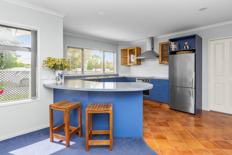 1 Thode Place, Greenmeadows, Napier - Carousel 2