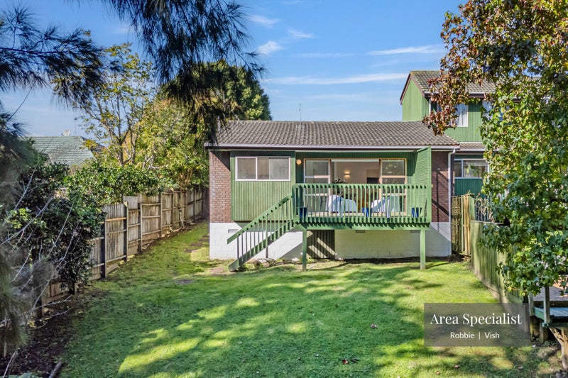 3/7 Cezanne Place, New Lynn, Auckland - Carousel 1