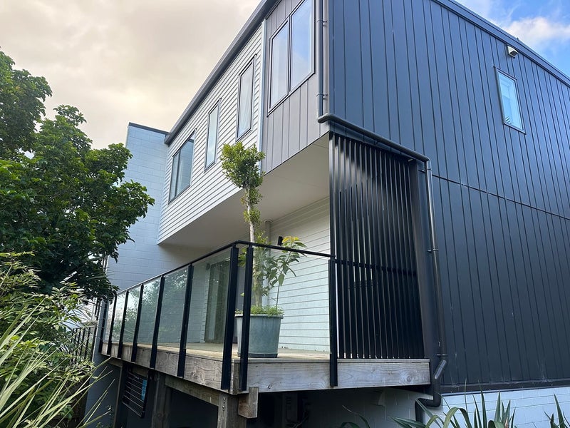 30 Hebron Road, Waiake, Auckland - Carousel 19