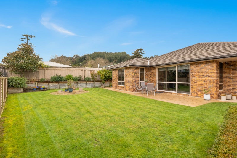 1136 Fergusson Drive, Clouston Park, Upper Hutt - Carousel 2