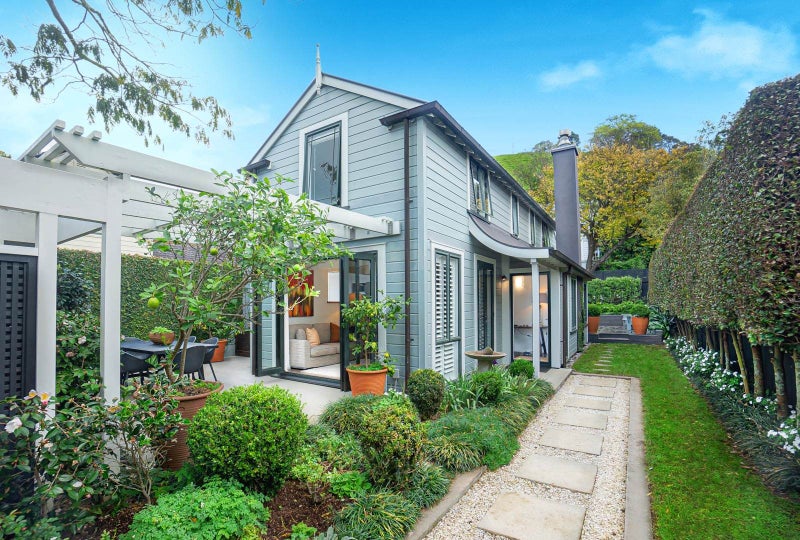 59A Church Street, Devonport, Auckland - Carousel 1