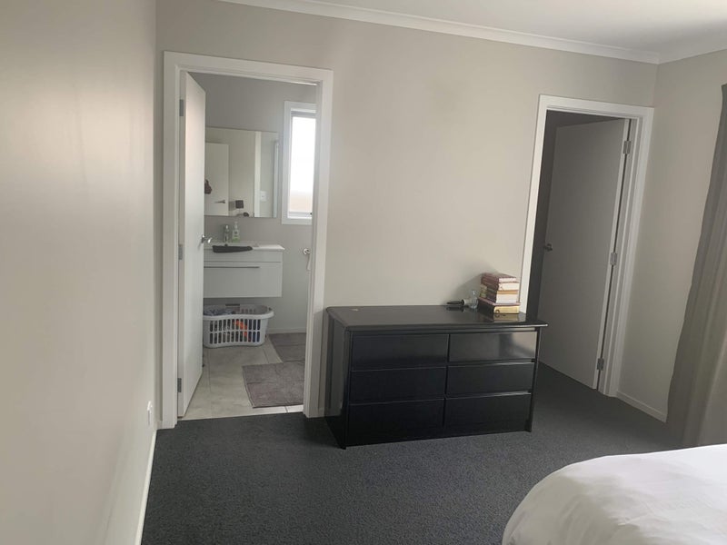 3 Teaview Court, Huntington, Hamilton - Carousel 5