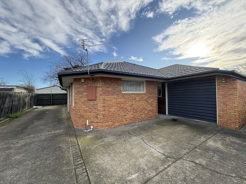17E Division Street, Riccarton, Christchurch - Carousel 1