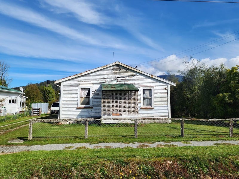 20 Brodie Street, Blackball, Greymouth - Carousel 1
