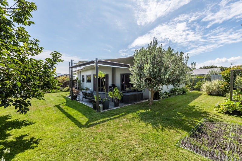 9 Chelsea Drive, Taradale, Napier - Carousel 27