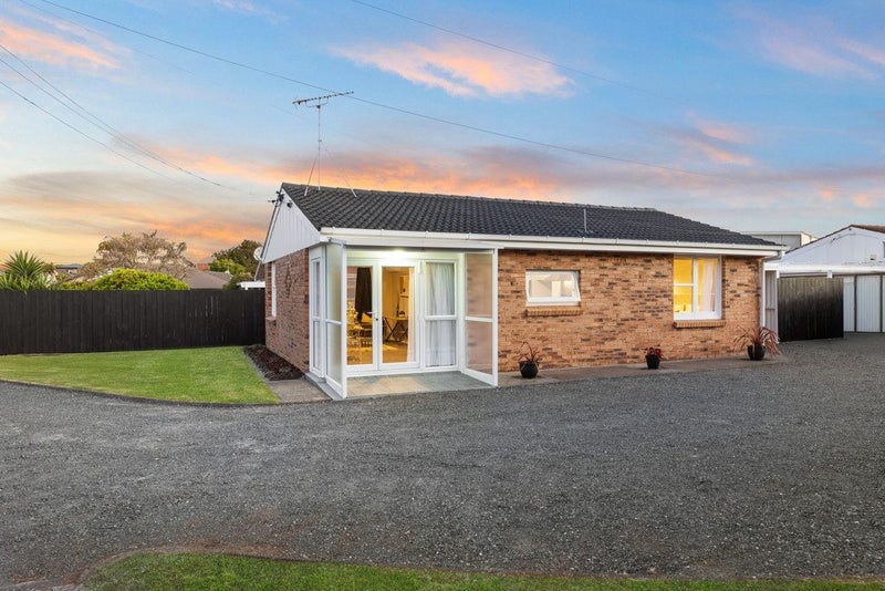 1/13 Alana Place, Mount Wellington, Auckland - Carousel 1