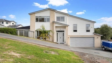 24 Henriette Place, The Gardens, Auckland - Carousel 1