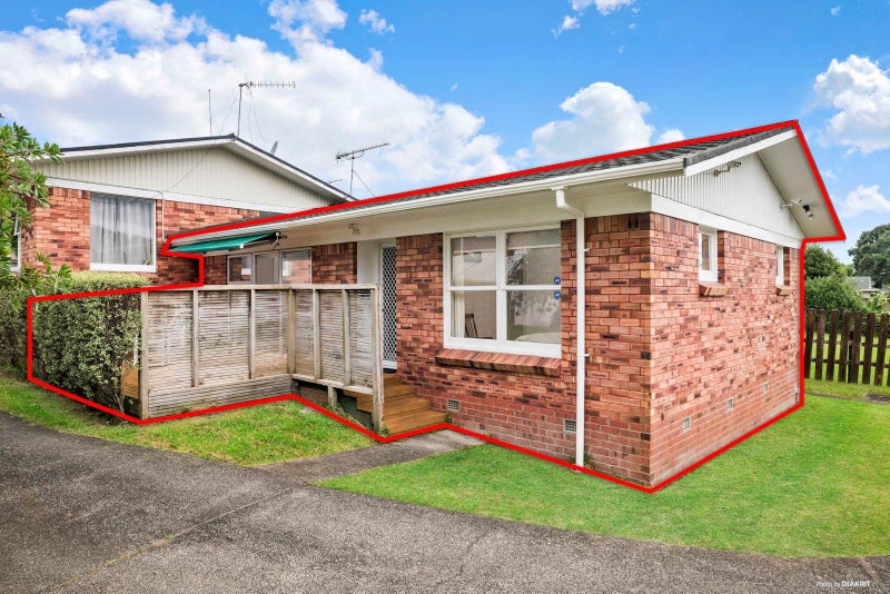 3/9 Sudan Avenue, Milford, Auckland - Carousel 1