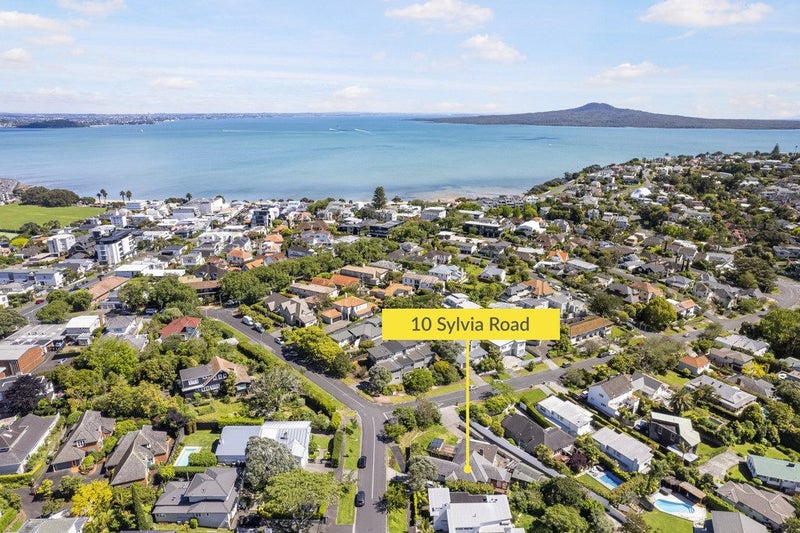 10 Sylvia Road, St Heliers, Auckland - Carousel 2