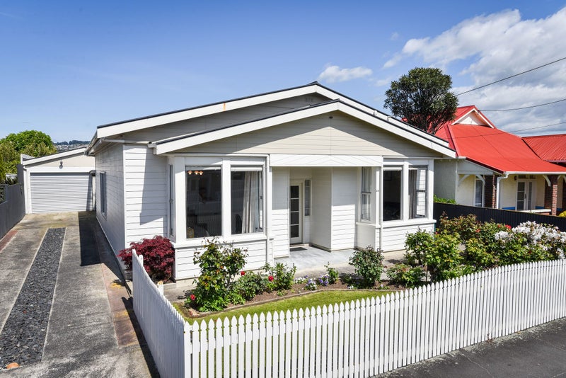 24 Begg Street, Saint Kilda, Dunedin - Carousel 1