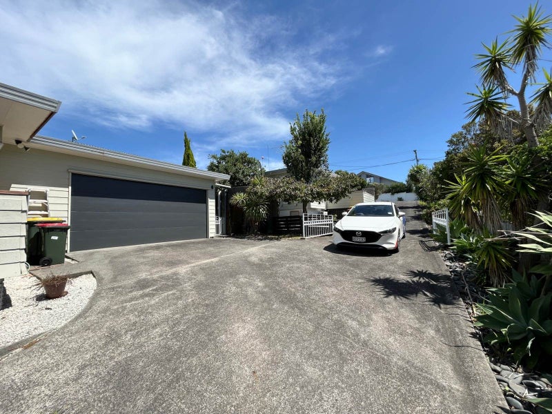 1221 Whangaparaoa Road, Gulf Harbour, Whangaparaoa - Carousel 2