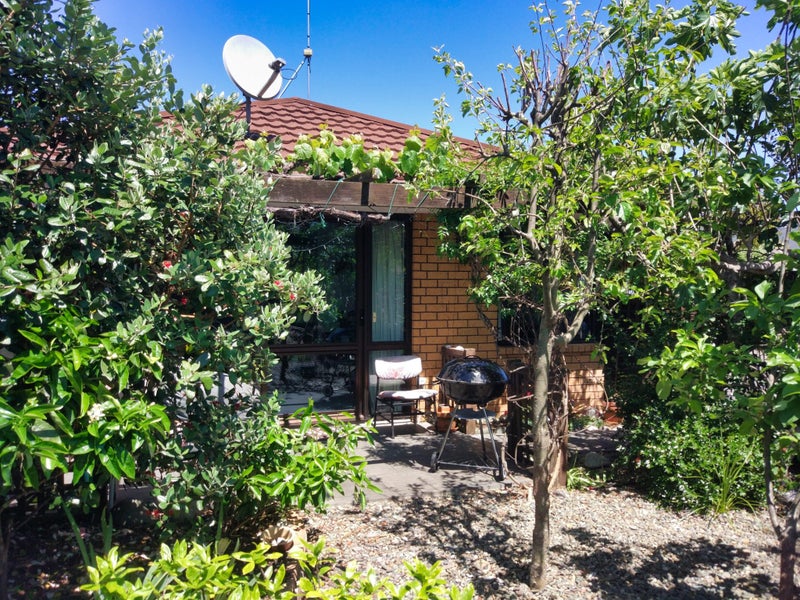 4 Pettit Place, The Wood, Nelson - Carousel 2