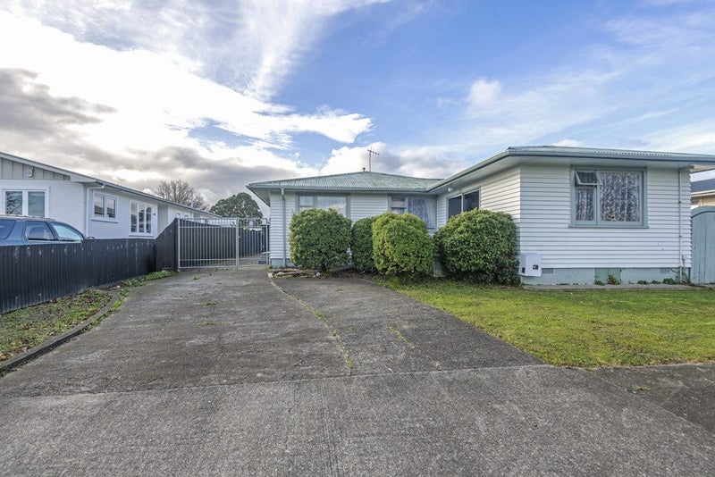 150 Highbury Avenue, Highbury, Palmerston North - Carousel 1