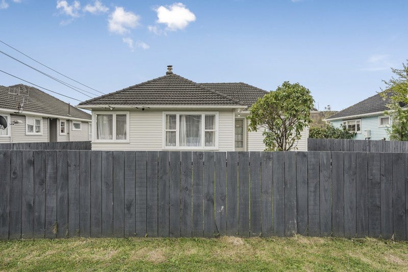 85 Wise Street, Wainuiomata, Lower Hutt - Carousel 2