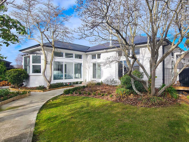 2 Poulton Avenue, Richmond, Christchurch - Carousel 1