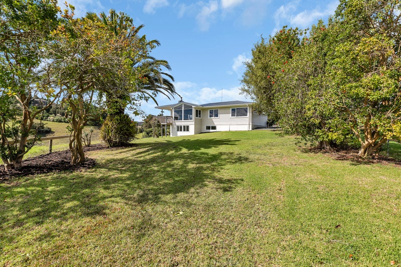 33 Montgomery Avenue, Onerahi, Whangarei - Carousel 1
